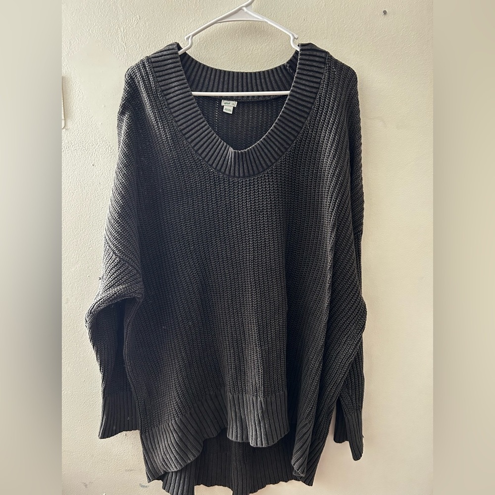 Aerie Women’s swoop neck gray sweater size large, oversized